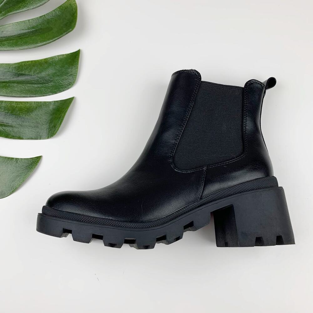 Lulus Waylen Chunky Chelsea Boots Black Faux Leather Ankle Lug Sole Women's 7.5 - Picture 8 of 11